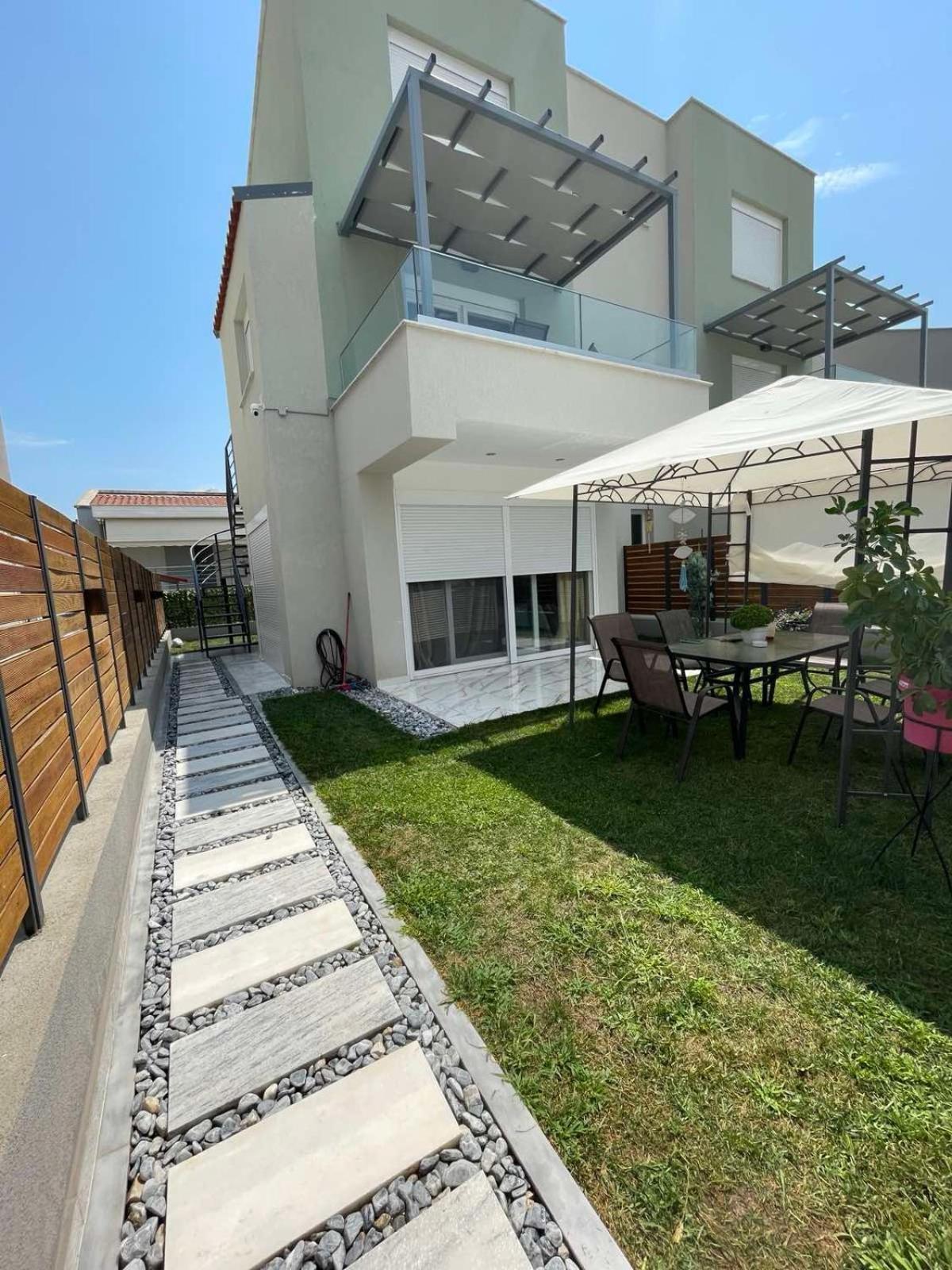 Chara'S House Apartman Kavála Kültér fotó